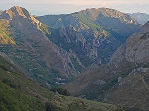 Looking down the main Somiedo NP valley © John Muddeman